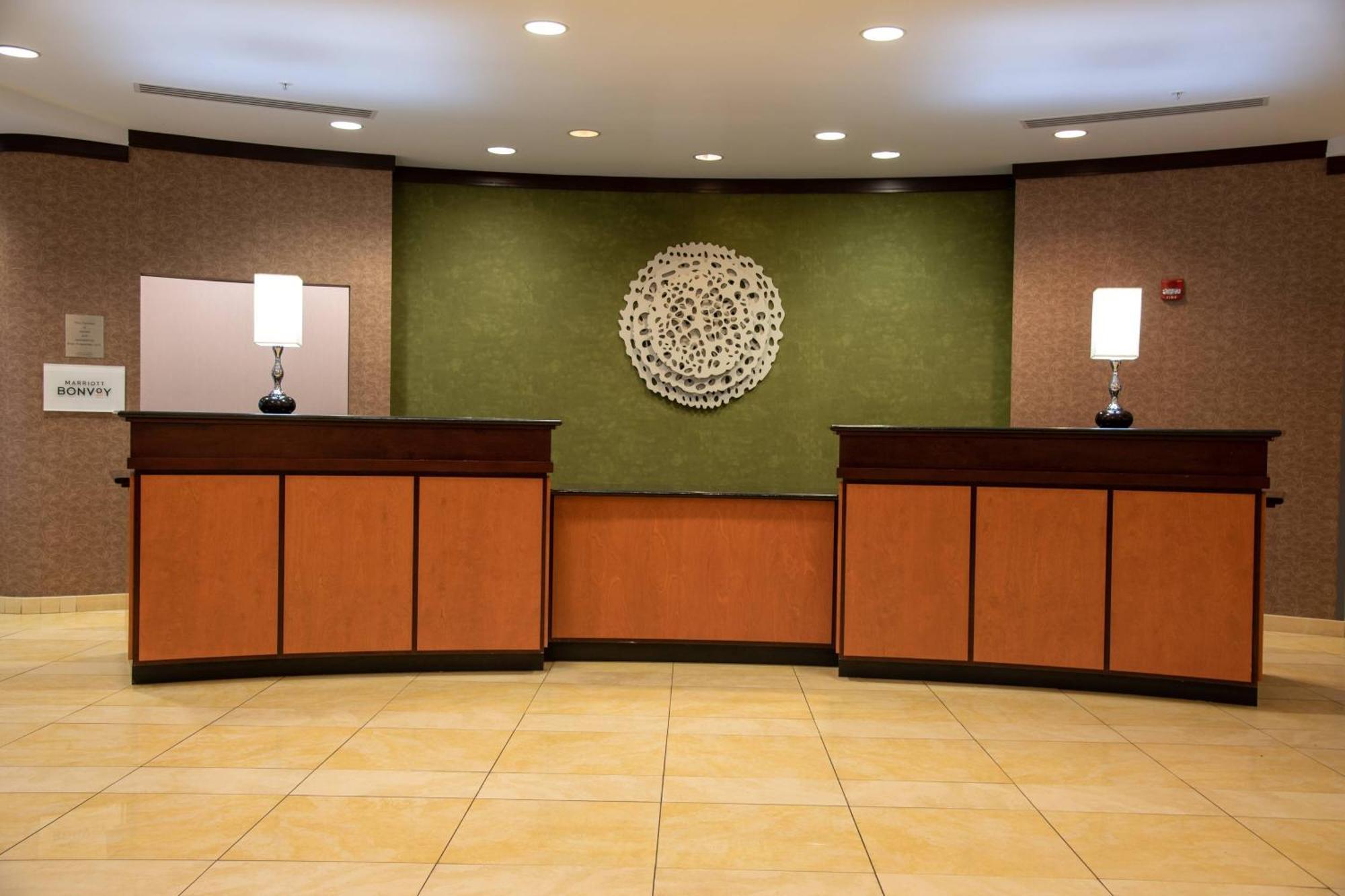 Fairfield Inn & Suites Льюисберг Экстерьер фото